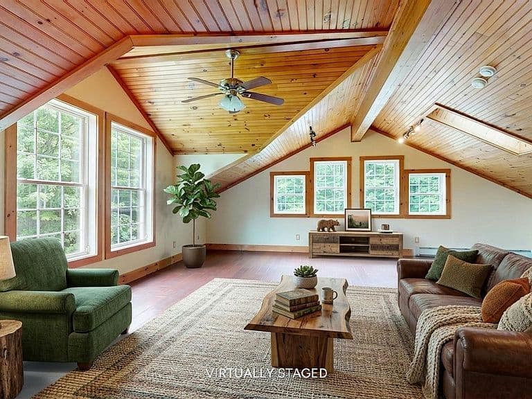 260 Weaver Road photo 3