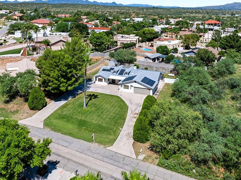 1770 W Sunset Dr photo 1