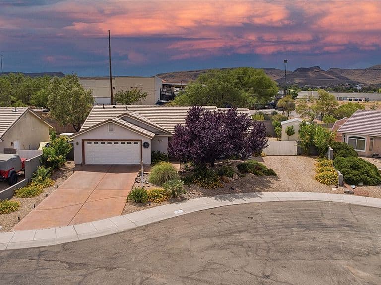 3877 Henry Fonda Way photo 1