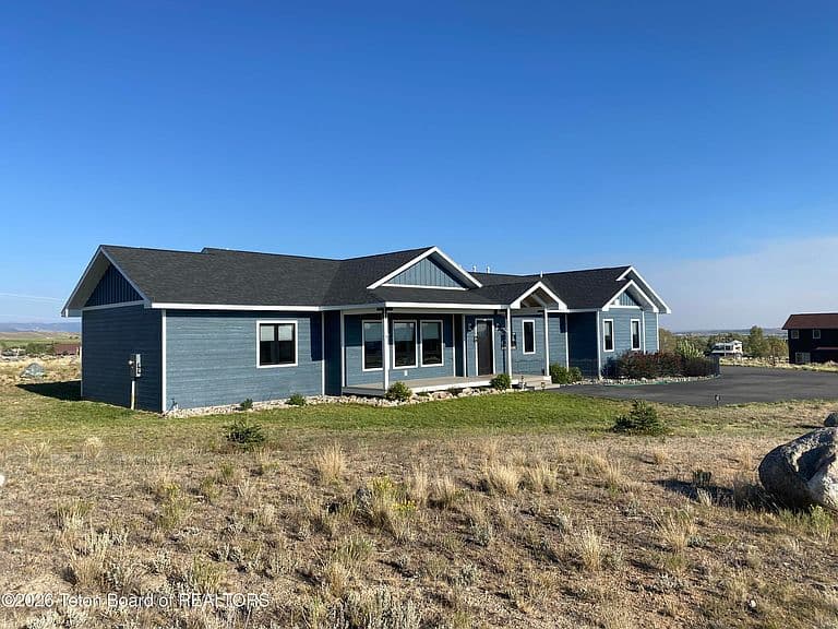 14 Glacier Hills Dr photo 2