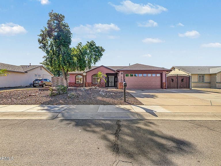 1757 W RAY Lane photo 3