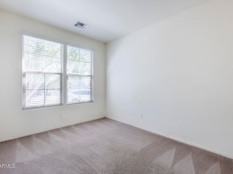 17576 W Desert Bloom Street photo 5