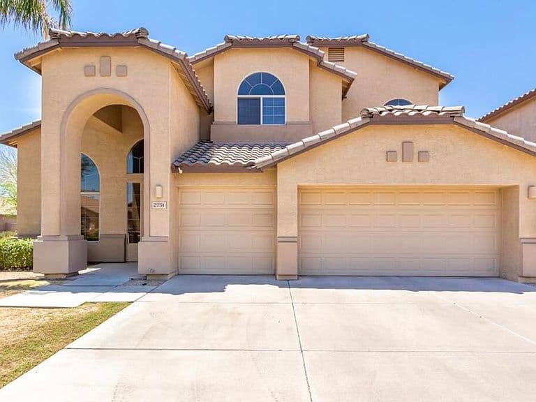 2751 E San Tan Street photo 2