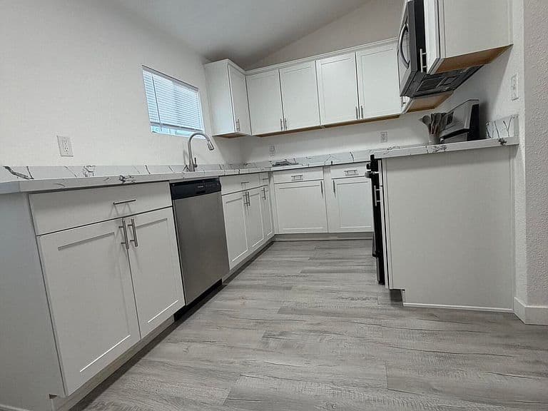 360 W PINAL Street photo 3