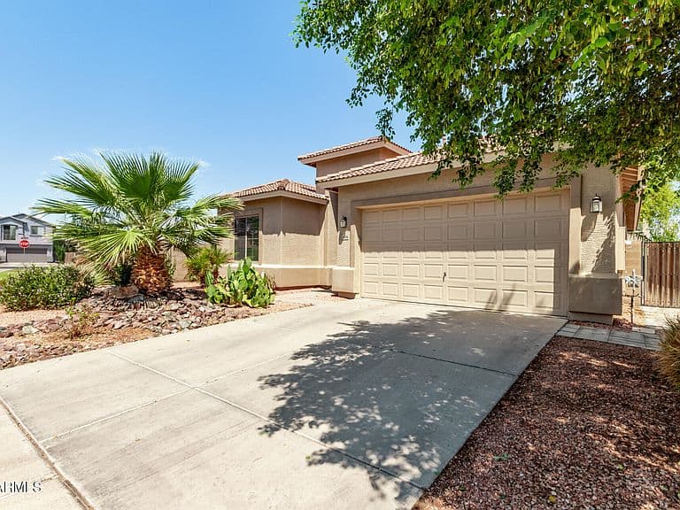 43936 W KRAMER Lane photo 4