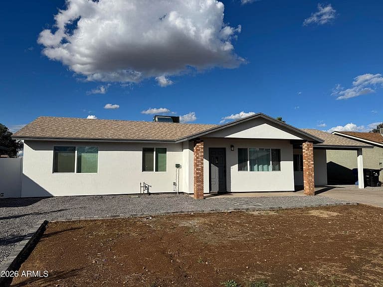 6320 W McKinley St photo 3