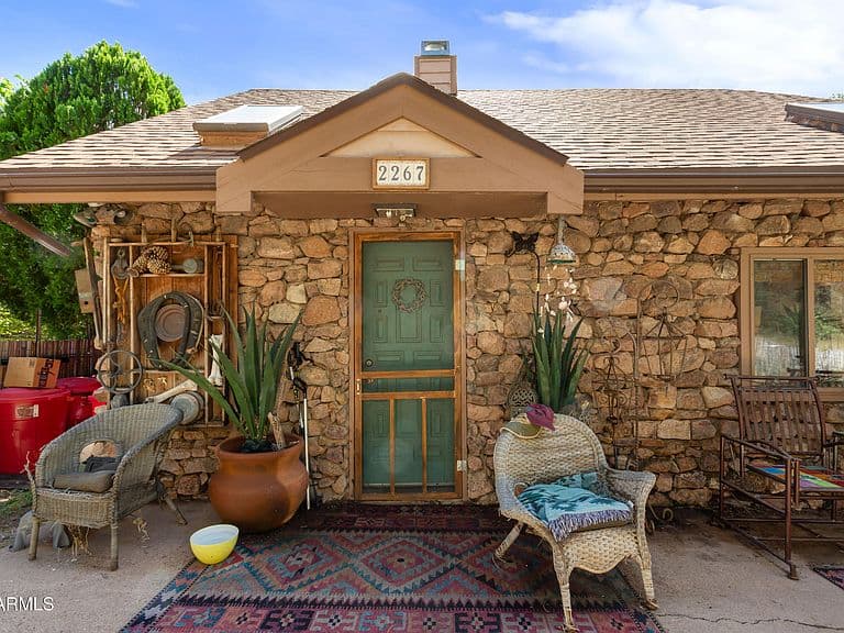 2267 W MULE Pass photo 4