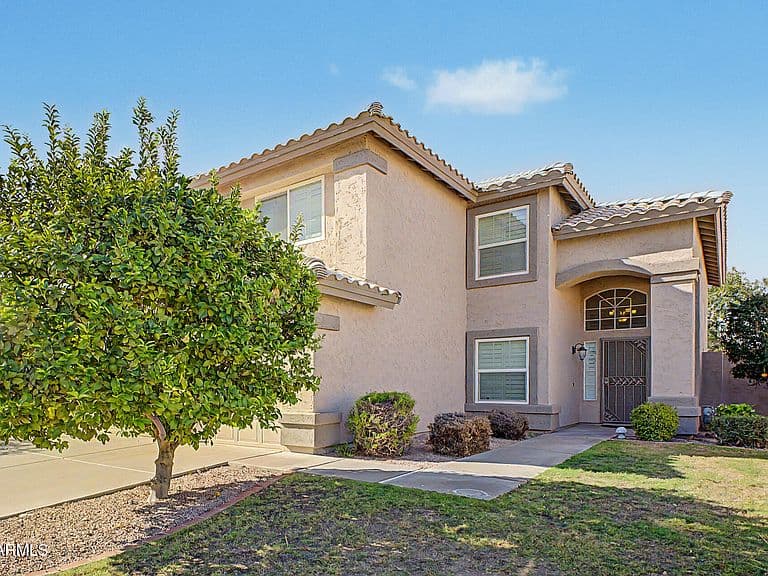 4522 E GOLD POPPY Way photo 5
