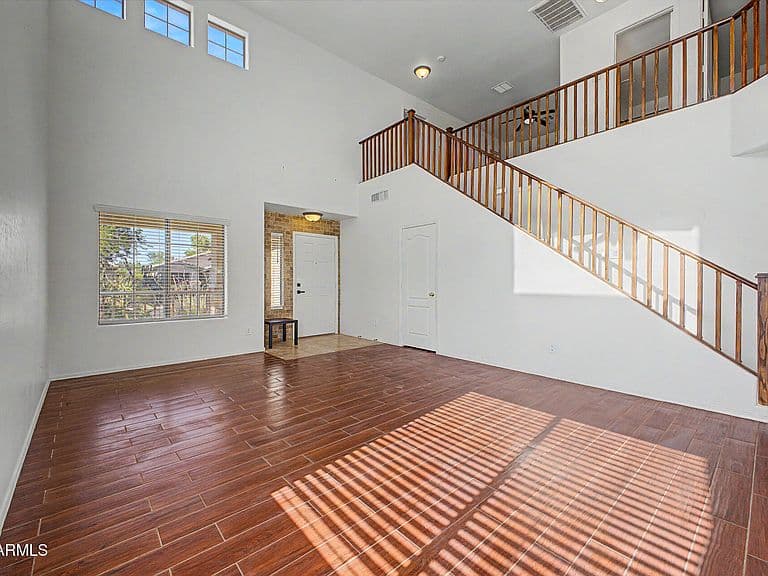 45311 W WOODY Road photo 4