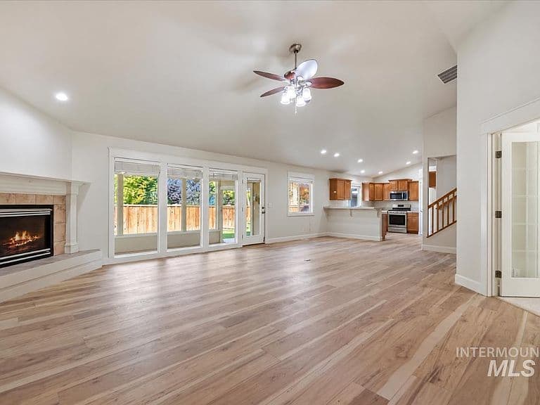 471 N Glen Aspen Way photo 2