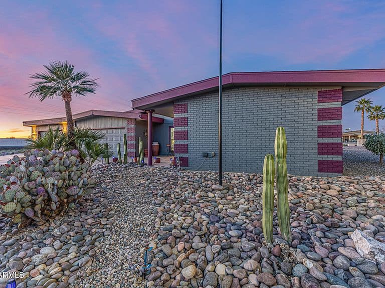 11210 W PUEBLO Court photo 3