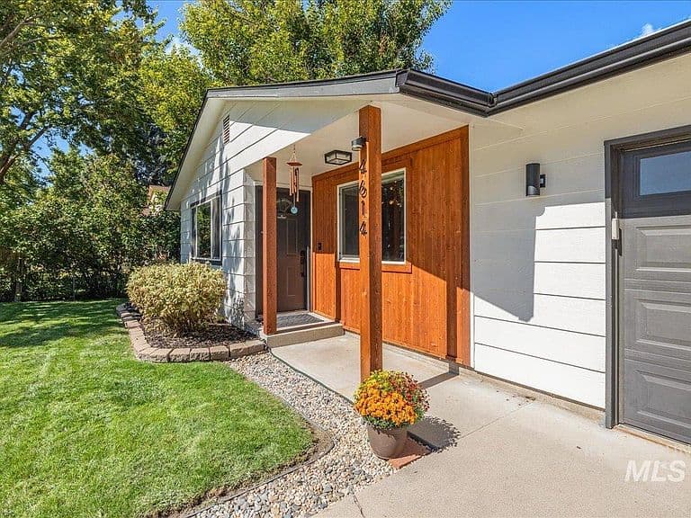 4614 W Alamosa St photo 3