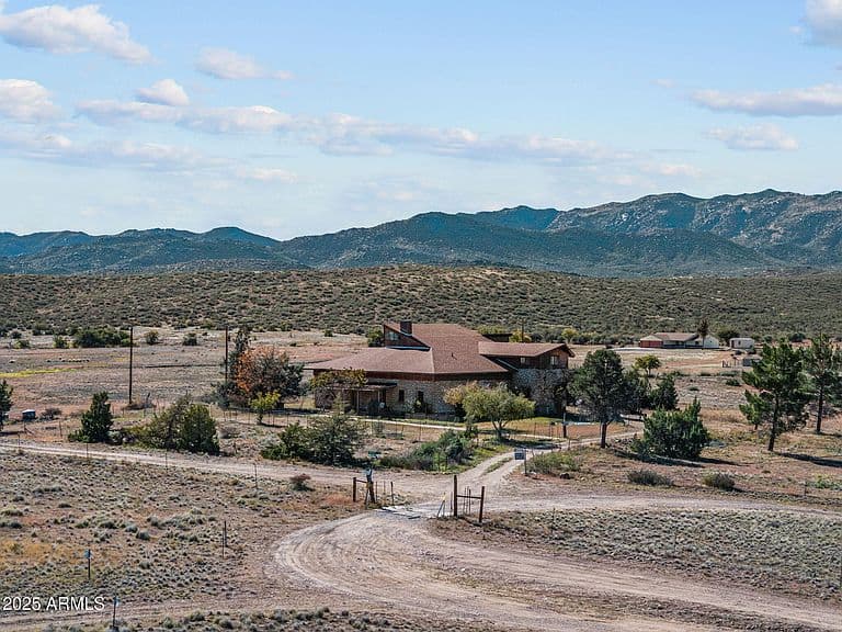 16057 S SICKLES RANCH Road photo 5