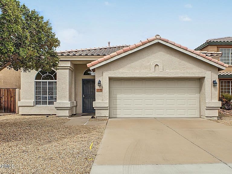 4570 W BINNER Drive photo 2