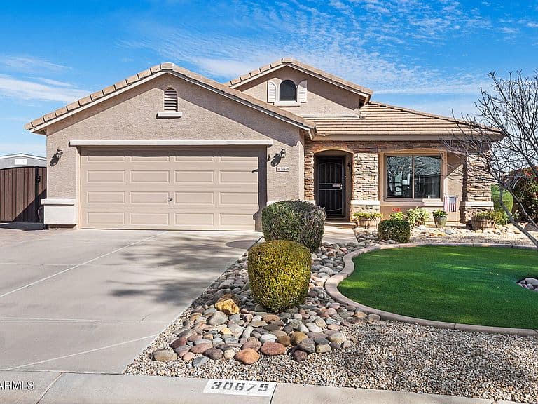 30675 N Opal Dr photo 2