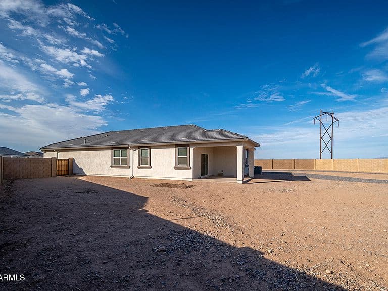 39949 W AGAVE Road photo 4