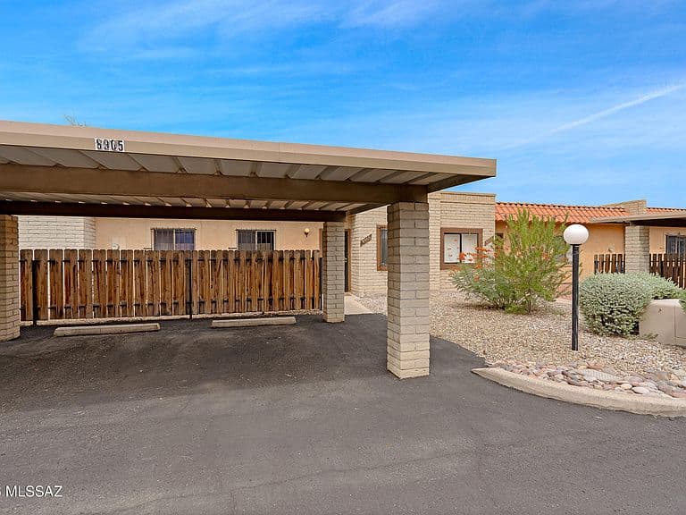 8905 E Calle Norlo photo 3