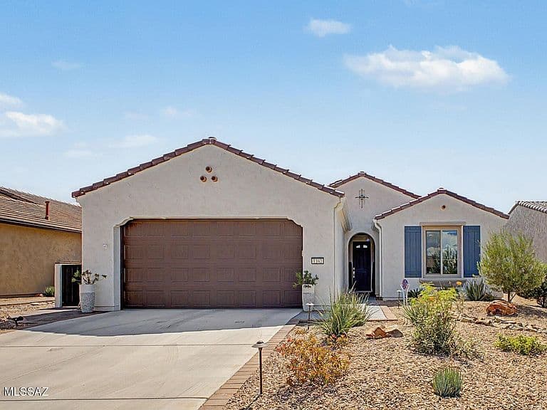 1342 E Claystone Dr photo 1