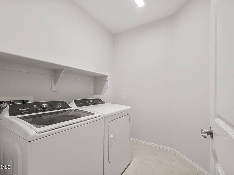 26760 W FIREHAWK Drive photo 4