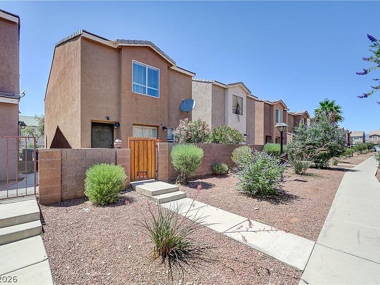 4096 Rocky Beach Dr photo 2