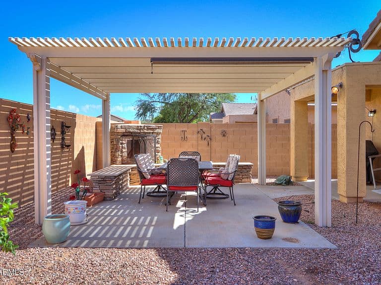 1388 E NATASHA Drive photo 2