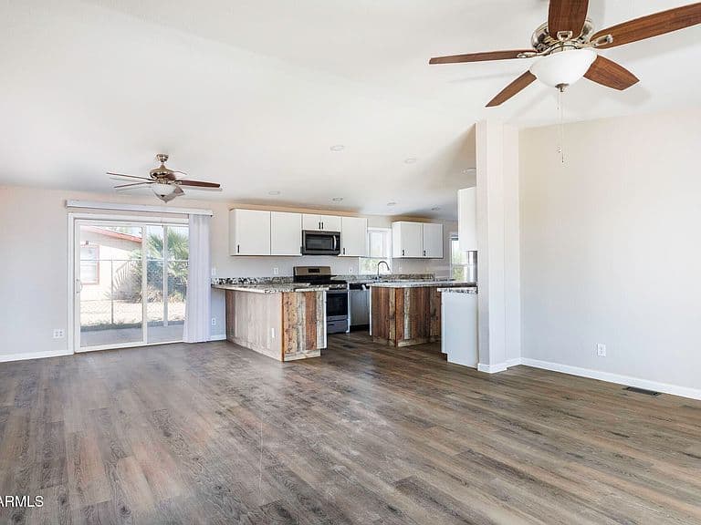 11427 W Stagecoach Rd photo 5