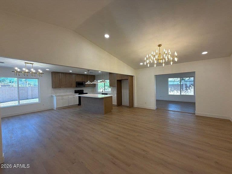 15015 N 23RD Avenue photo 3