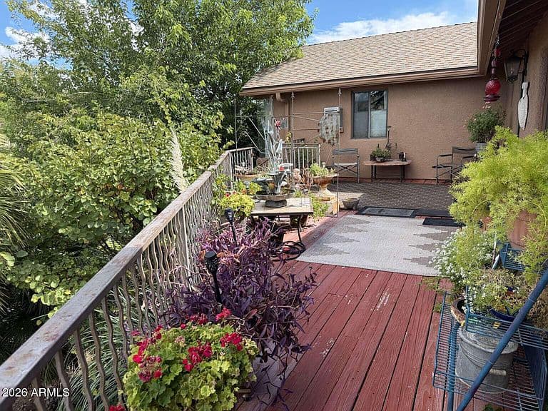 2110 N PAGE SPRINGS Road photo 4