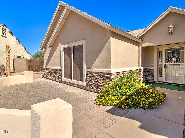 4509 E PEARCE Road photo 4