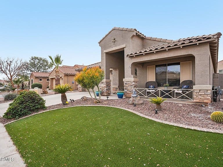 22300 N DIETZ Drive photo 3