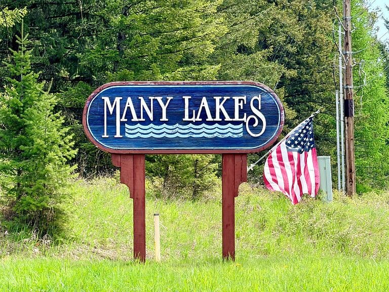 285 N Many Lakes Dr photo 2