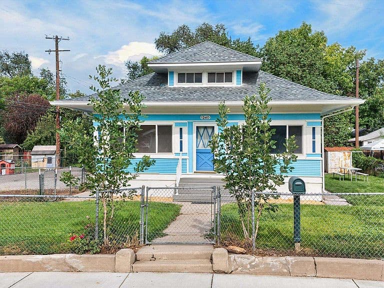 1240 E Center St photo 1