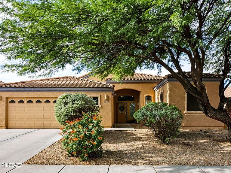 1060 E Mowry Wash Ln photo 1