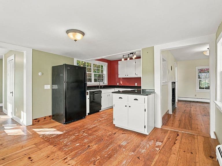 17 & 22 Chalk Pond Road photo 5
