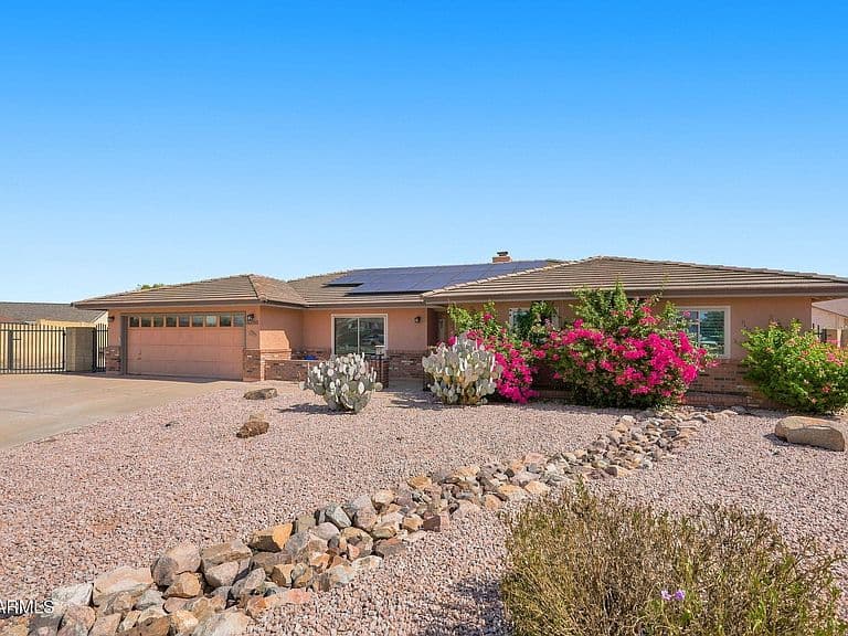 5362 E DOLPHIN Avenue photo 3
