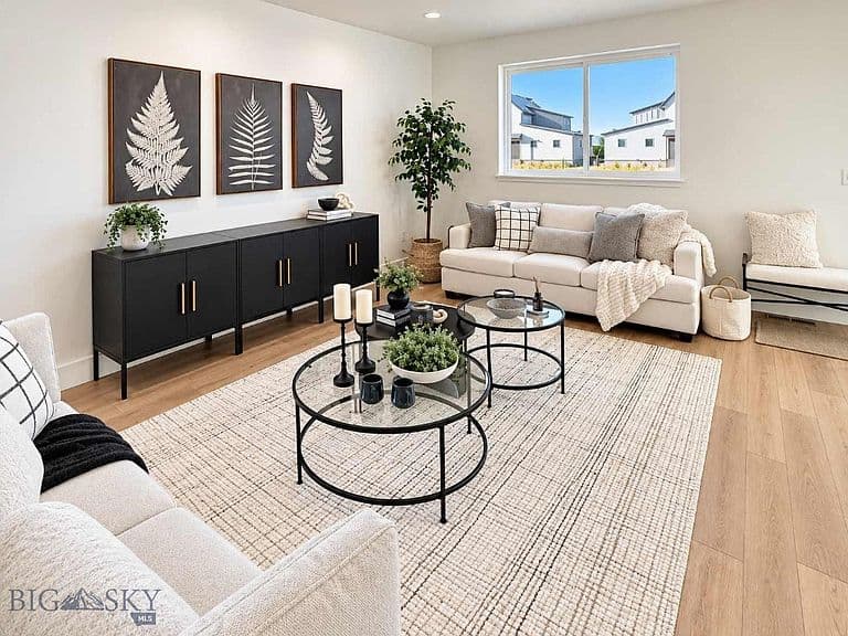 826 Accolade Loop photo 4