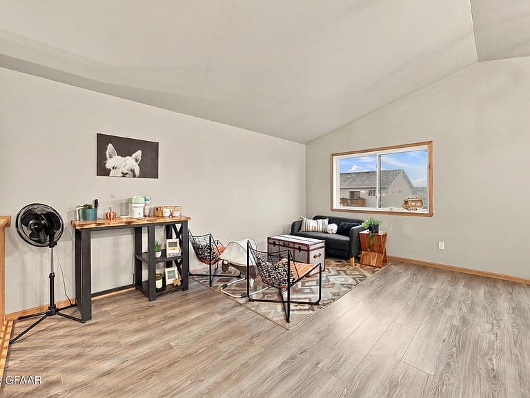 6762 Joseph St photo 5