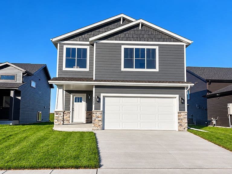 1187 Rachel Dr W photo 1