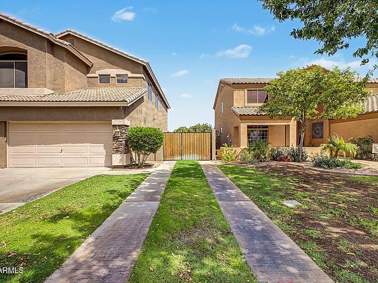 711 N PHEASANT Drive photo 4