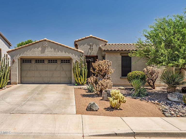 40748 W BRAVO Drive photo 1