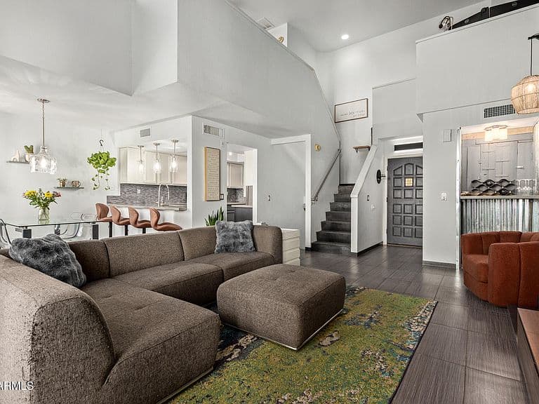 4330 N 5TH Avenue #213 photo 1