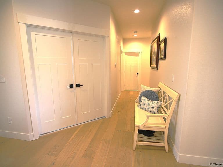 4934 Carla Dr photo 4