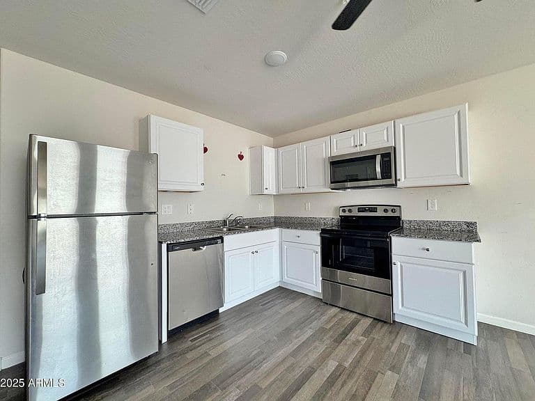 9455 W Troy Dr photo 5