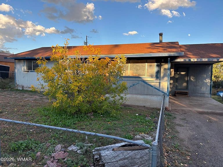 335 N 8th Dr W photo 1
