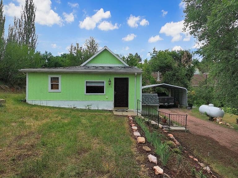 518 Beaver Ave photo 1