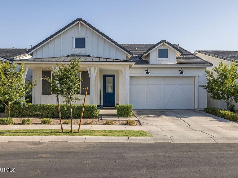 10209 E Thistle Avenue photo 1