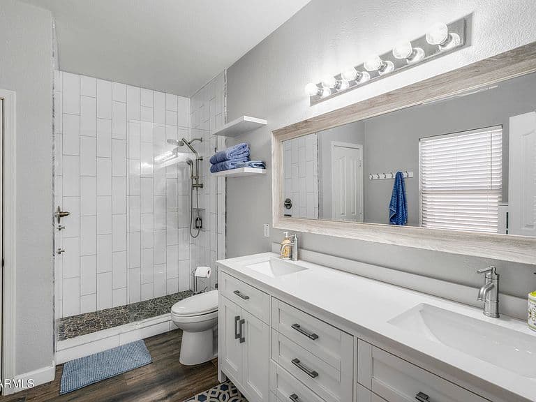 10610 W COUNTRY CLUB Trail photo 4