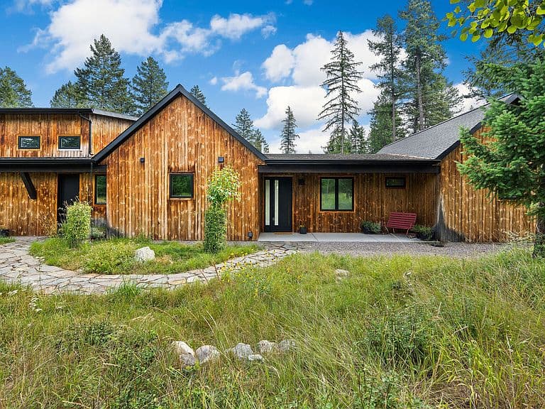 1157 Whitefish Village Dr photo 3