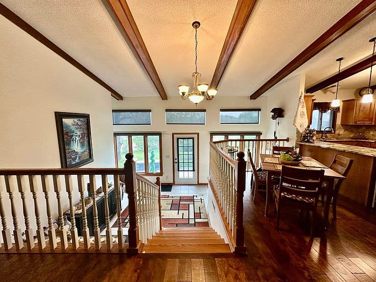 13279 Arapahoe Dr photo 4