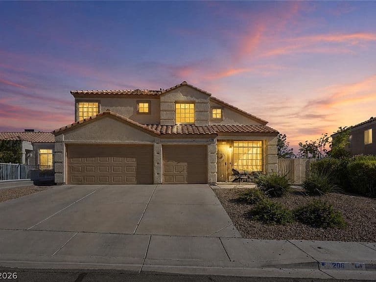 206 Oleander Pl photo 1